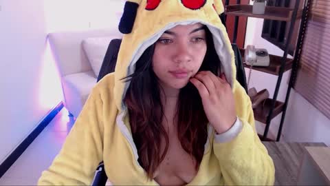 Snapshot of dangel_noir6 chatting on September 16, 12:18 pm Veronica online show from September 16, 12:18 pm