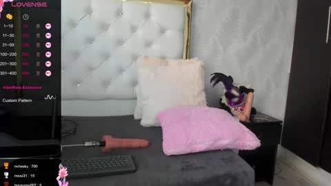 DANI online show from February 10, 9:15 pm