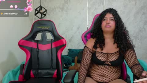 dani_lue online show from March 30, 4:40 pm