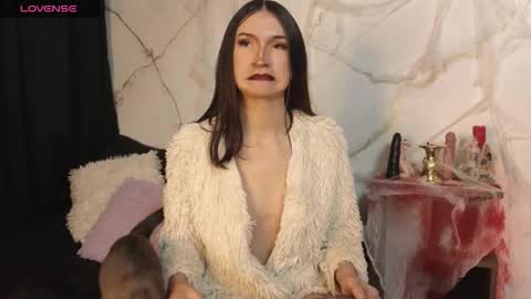 Snapshot of danicandy_ chatting on October 17, 9:02 am DANI independent model IG online show from October 17, 9:02 am