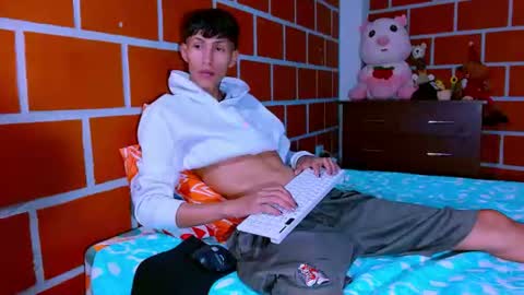 daniel_deluxx online show from August 6, 8:56 am