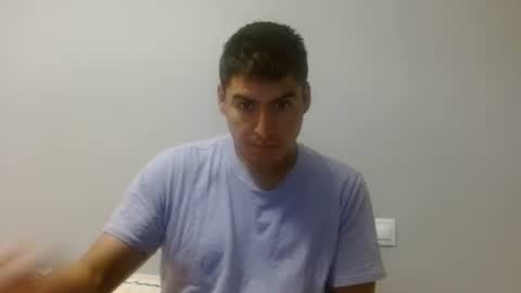 Snapshot of daniel_surfer chatting on January 2, 9:43 am Daniel  online show from January 2, 9:43 am
