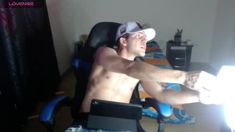 Snapshot of daniel_vargas5 chatting on March 11, 2:10 am Daniel online show from March 11, 2:10 am