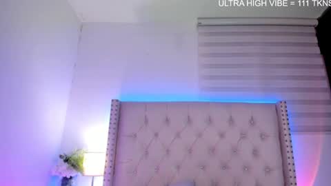 Snapshot of daniela_henaoo chatting on December 4, 2:36 am independent model online show from December 4, 2:36 am