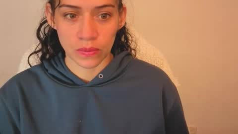 daniela_rivasthl online show from March 15, 6:51 am