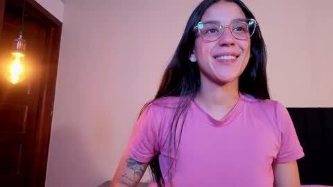danielamonroe online show from May 7, 11:43 pm