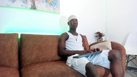 daniell_ferrari online show from January 24, 9:47 pm