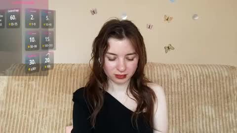 Mia online show from May 21, 2:01 pm