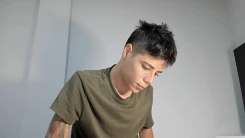 danielsanta188 online show from February 24, 3:15 pm