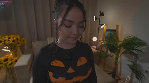      online show from October 2, 10:41 pm