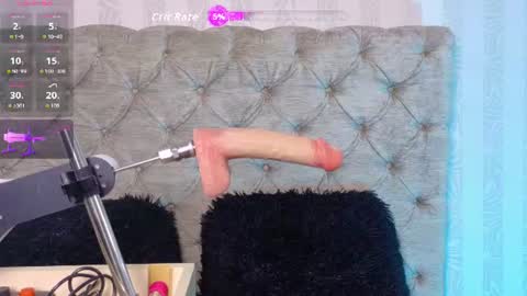 Danika Dahl online show from June 17, 5:34 am