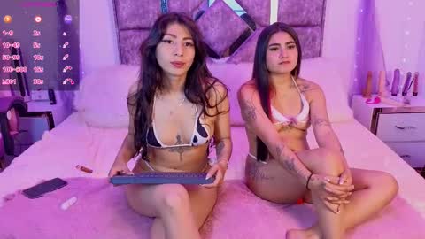 Snapshot of danilu_eva21 chatting on September 22, 9:41 pm Danilu and Eva online show from September 22, 9:41 pm