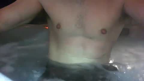 dankz4two0 online show from December 29, 8:44 am