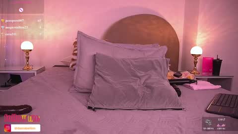 Danna Berlin  online show from November 12, 9:39 pm