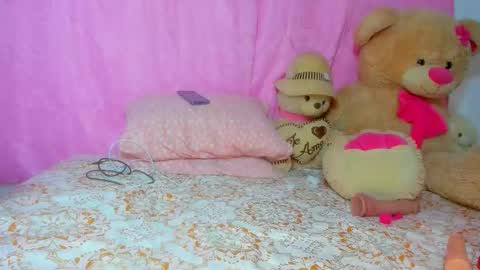 Snapshot of dannajeins chatting on October 12, 9:35 am Danna Sofia jeins online show from October 12, 9:35 am
