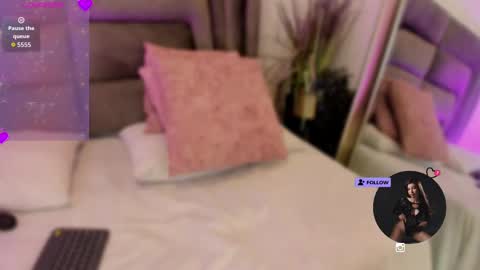Snapshot of dannajhonson1 chatting on September 22, 7:40 pm Danna online show from September 22, 7:40 pm