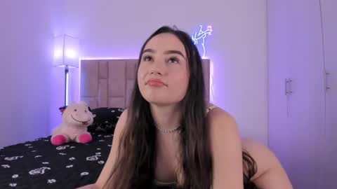 danna  online show from February 1, 11:48 pm