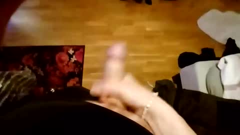 dannewatchmecum online show from March 2, 4:17 am