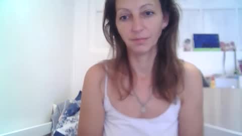 Snapshot of dannica1 chatting on October 11, 12:32 pm dannica1 online show from October 11, 12:32 pm