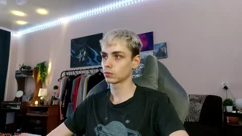 Daniel online show from November 22, 4:22 am