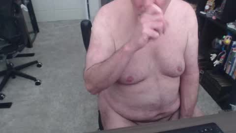 Snapshot of dannybear chatting on September 12, 8:11 pm Danny bear online show from September 12, 8:11 pm
