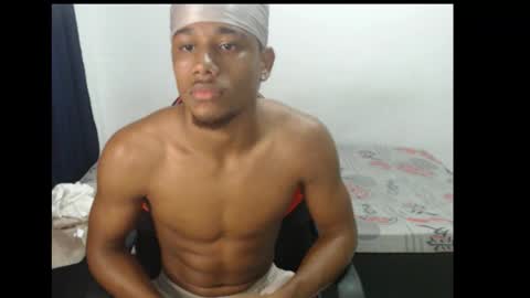 Snapshot of dante_hot25 chatting on October 25, 1:06 am Dani online show from October 25, 1:06 am