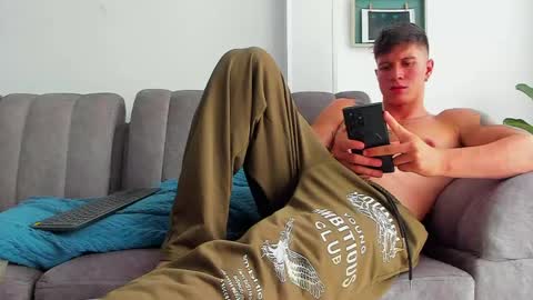 Dante online show from April 8, 5:38 pm