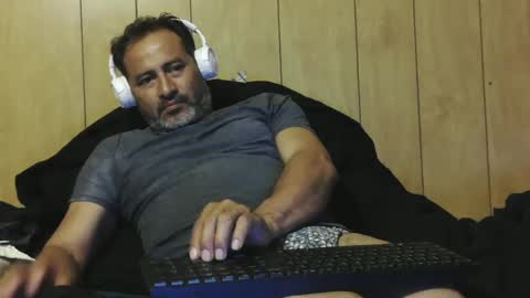 dantehot82 online show from October 6, 1:01 am