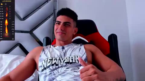 Snapshot of danterouxx chatting on March 10, 6:01 pm Dante online show from March 10, 6:01 pm