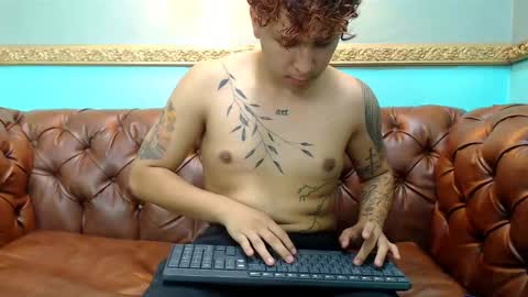 dany_croft online show from March 27, 8:43 pm