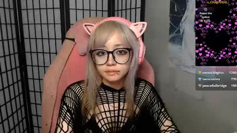 danyelleeyermann online show from June 3, 2:33 pm