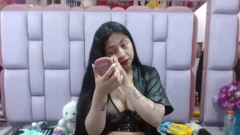 Snapshot of danyswet chatting on March 3, 1:34 pm DanySwet online show from March 3, 1:34 pm