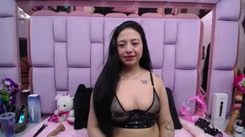 Snapshot of danyswet chatting on October 1, 9:24 pm DanySwet online show from October 1, 9:24 pm