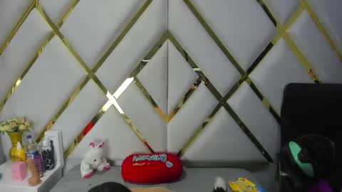 Snapshot of danyswet chatting on February 16, 12:41 am DanySwet online show from February 16, 12:41 am