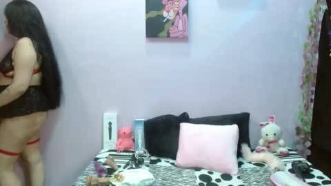 Snapshot of danyswet chatting on October 17, 8:13 pm DanySwet online show from October 17, 8:13 pm