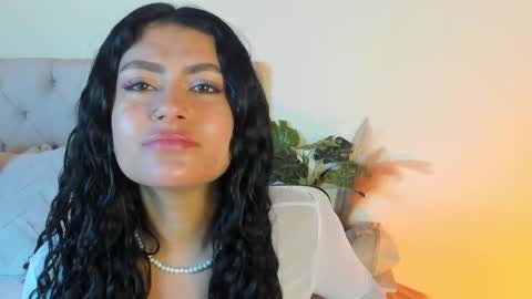 Snapshot of daphne_24 chatting on September 22, 12:31 pm Antonella Mora online show from September 22, 12:31 pm