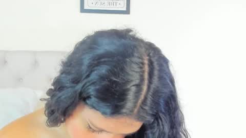 Snapshot of daphne_24 chatting on October 3, 12:57 pm Antonella Mora online show from October 3, 12:57 pm