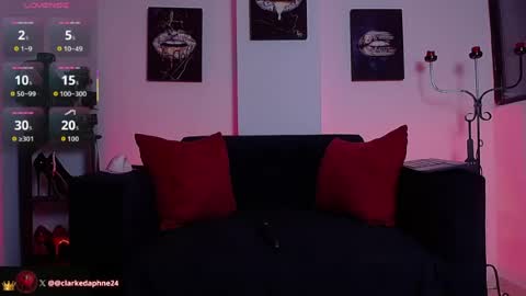 daphne_clarke online show from July 21, 10:50 am