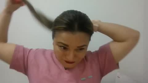 dapnne online show from February 25, 8:34 pm