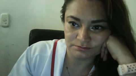 dapnne online show from March 9, 4:44 pm