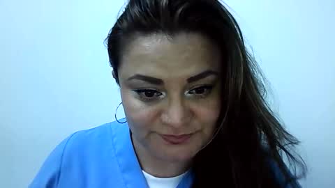 dapnne online show from November 18, 6:33 pm