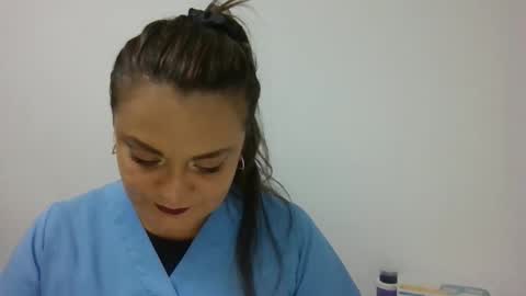 dapnne online show from December 5, 8:39 pm