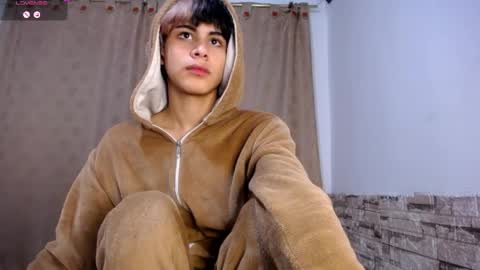 DARA online show from April 9, 11:32 pm