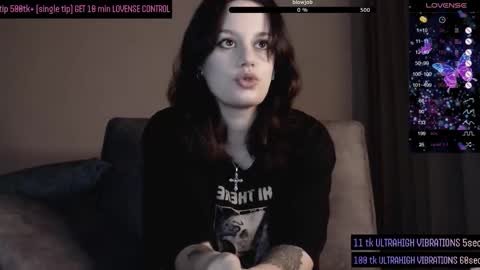 Darcy online show from October 18, 8:13 pm
