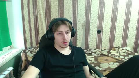 darienlarge online show from December 3, 10:27 am