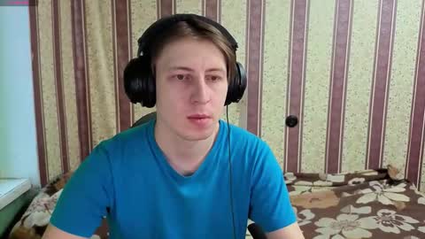 darienlarge online show from December 15, 8:10 am