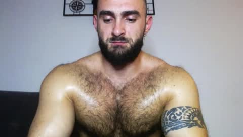 dariomuscle1993 online show from December 22, 10:05 pm