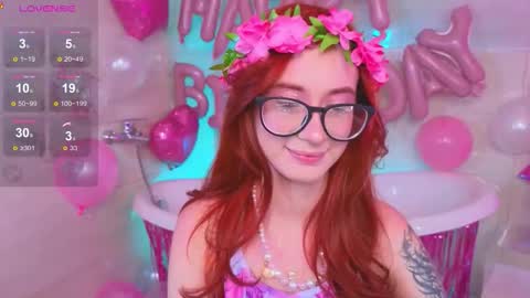 Snapshot of dark_lola_ chatting on September 23, 3:22 am Lola online show from September 23, 3:22 am