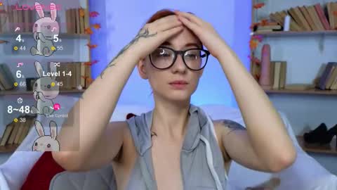 Snapshot of dark_lola_ chatting on October 12, 3:54 am Lola online show from October 12, 3:54 am
