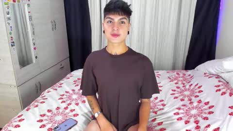 Juanito online show from December 23, 1:12 am